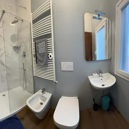 Tintoretto 1 Con Terrazza Sopra Il Tetto, 3 Bagni, 3 Grandi Camere Da Letto, Super Nuovo-2